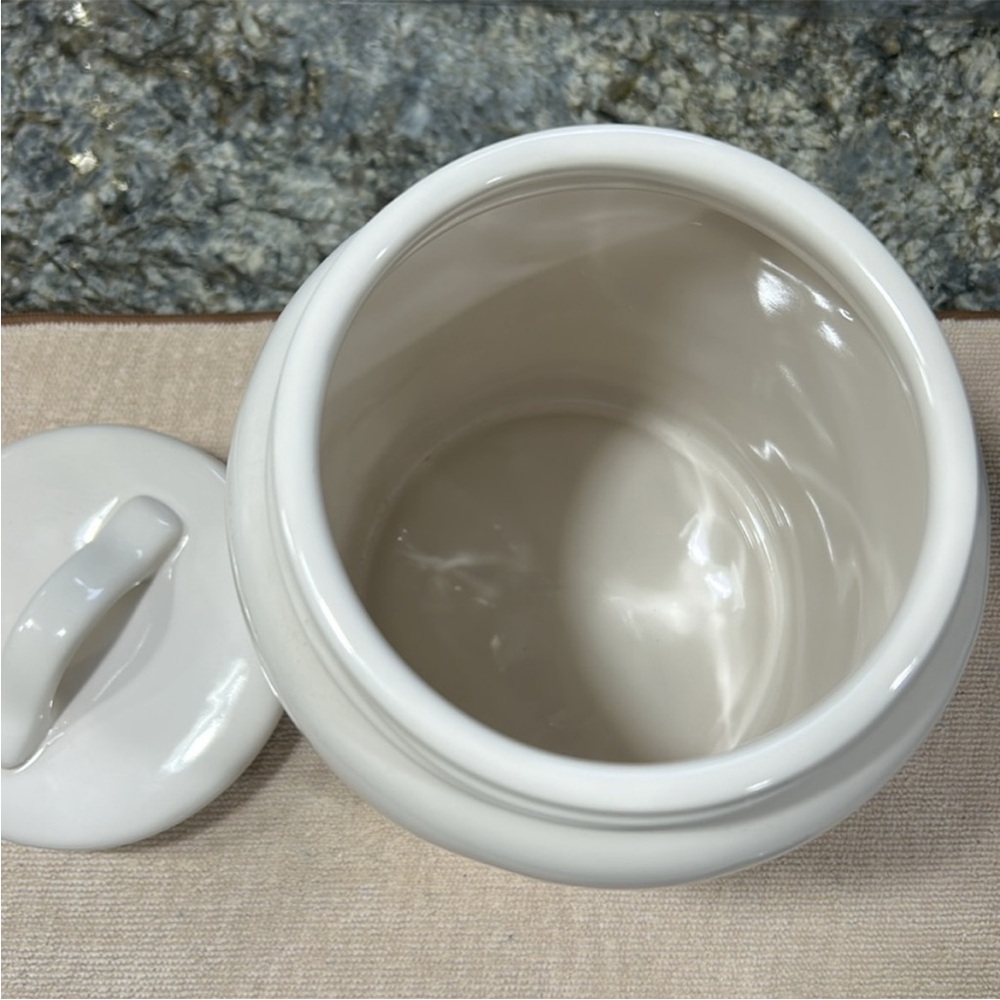 NWT Rae Dunn JELLY BEANS Canister w/ Lid 8.25” Tall White Ceramic - Picture 2 of 3